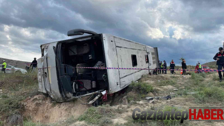 Çankırı'da fabrika işçilerini taşıyan otobüs devrildi: 3'ü ağır 18 yaralı